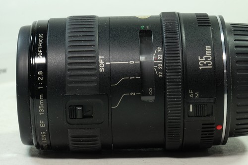 Canon 135mm 8 ef lens - f/2.8,
